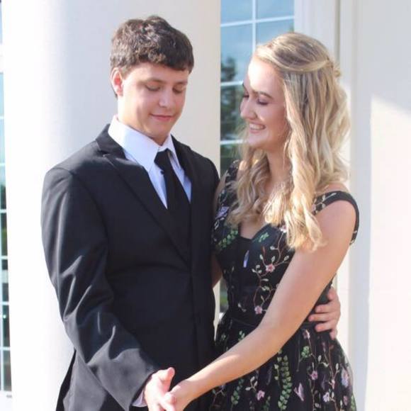 Meet your Posher, Chloie - Picture 1 of 1